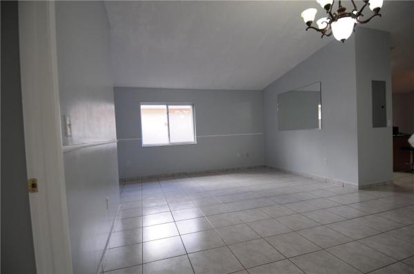 Berkshire West, 9163 NW 111th Ter, Hialeah Gardens, Florida 33018, image 3