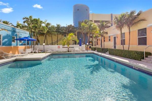 Oasis Surfside, 310 Arthur St #10, Hollywood, Florida 33019, image 2