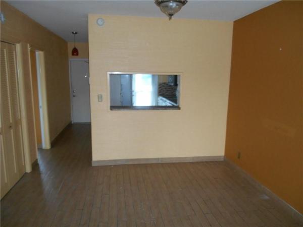 Rio Nuevo, 1000 SW 12th St #102, Fort Lauderdale, Florida 33315, image 3