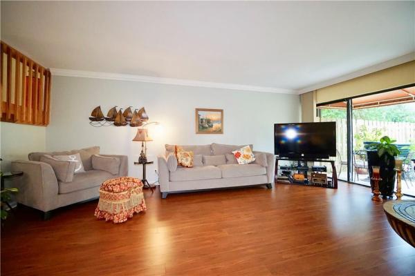 Vista Del Lago, 1800 Embassy Dr #108, West Palm Beach, Florida 33401, image 1