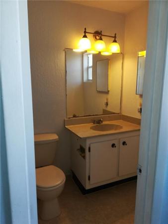 Glenwood Cort, 3900 SW 52nd Ave #703, Pembroke Park, Florida 33023, image 3
