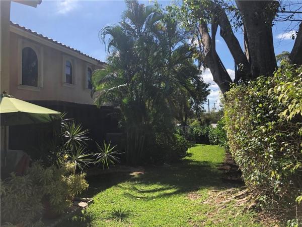 East Side, 5200 NE 14th Way #308, Fort Lauderdale, Florida 33334, image 1