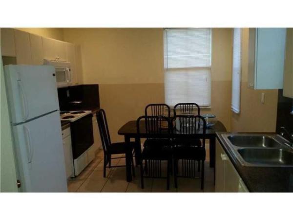 Shoma Townhomes At Royal Palm Beach, 3601 Shoma Dr, Royal Palm Beach, Florida 33414, image 3