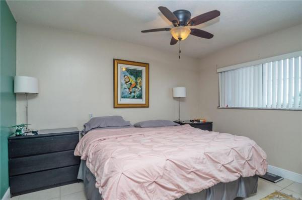 Lakes Of Acadia, 19366 NW 56th Pl, Miami Gardens, Florida 33055, image 3