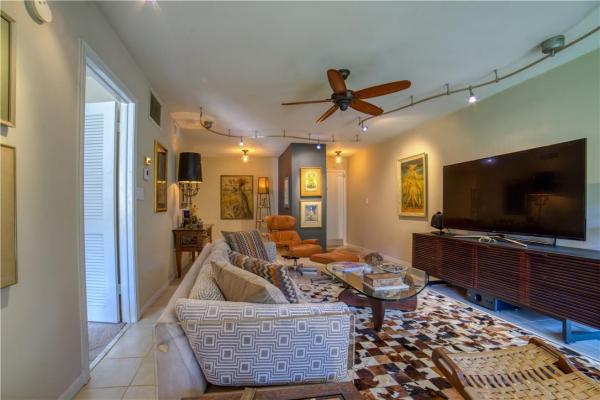Manor Grove Village, 140 NE 19th Ct #110E, Wilton Manors, Florida 33305, image 1
