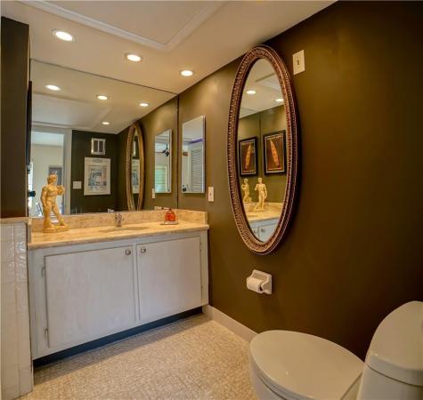 Manor Grove Village, 140 NE 19th Ct #110E, Wilton Manors, Florida 33305, image 3