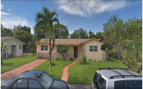 Gia Manor, 121 NE 173rd St, Miami, Florida 33162, image 1
