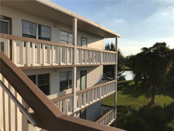Westbury, 4100 Westbury H #4100, Deerfield Beach, Florida 33442, image 3