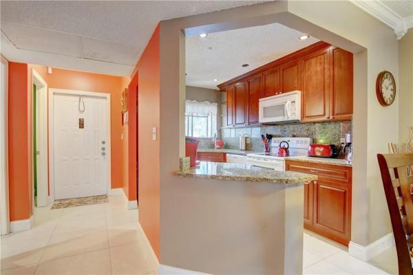 Villas At Meadow Lakes, 1254 S Military Trl #1324, Deerfield Beach, Florida 33442, image 1