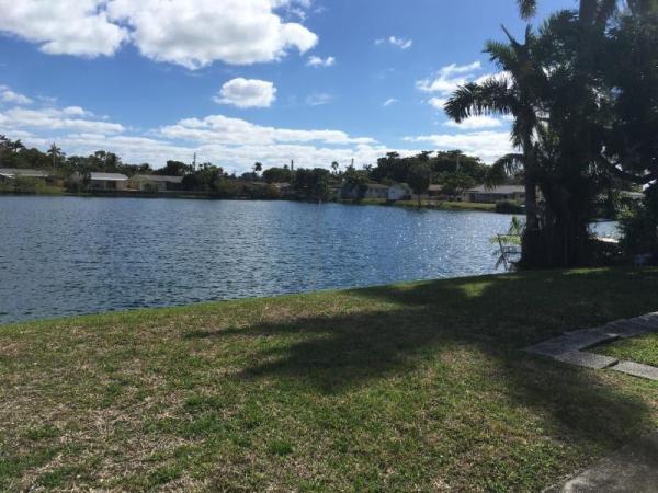 Lakeside Estates, 231 SW 9th Ave, Hallandale Beach, Florida 33009, image 1