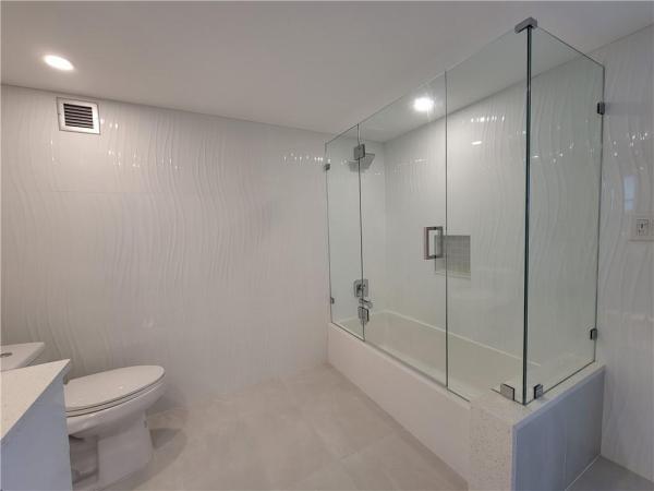 Savoy East, 3210 SE 10th St #7A, Pompano Beach, Florida 33062, image 1