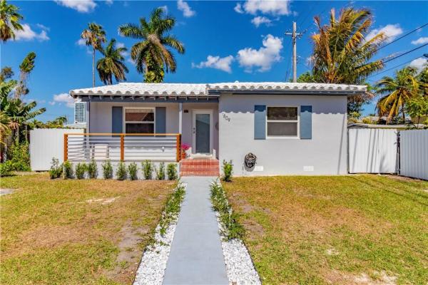 Royal Poinciana Park, 1809 NW 8th St, Miami, Florida 33125, image 1