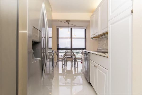 Tower At Biscayne Cove, 18181 NE 31st Ct #2609, Aventura, Florida 33160, image 3