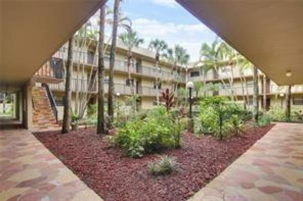 Gardens Of Kendall South, 10875 SW 112th Ave #201, Kendall, Florida 33176, image 3
