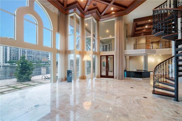 The Sanctuary, 5098 Egret Point Cir, Boca Raton, Florida 33431, image 2