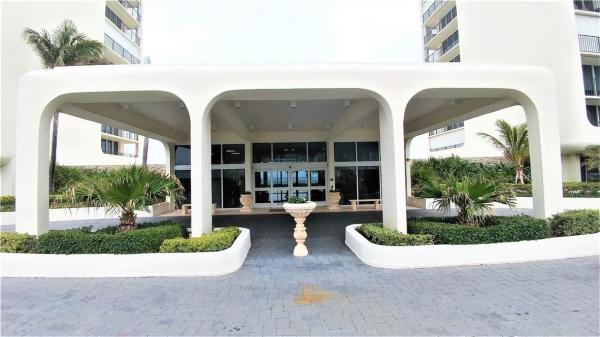 Ocean Towers, 2800 S Ocean Blvd #21A, Boca Raton, Florida 33432, image 2