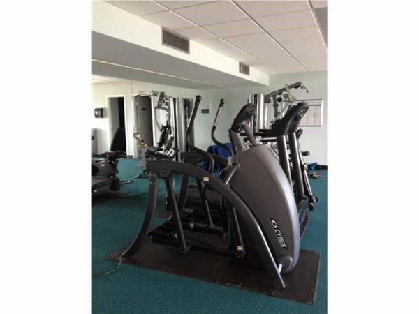 Hollywood Towers, 3111 N Ocean Dr #701, Hollywood, Florida 33019, image 2