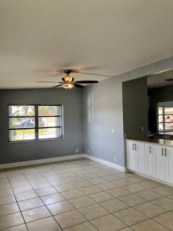 Gramercy Park, 5015 Pat Pl, West Palm Beach, Florida 33407, image 3