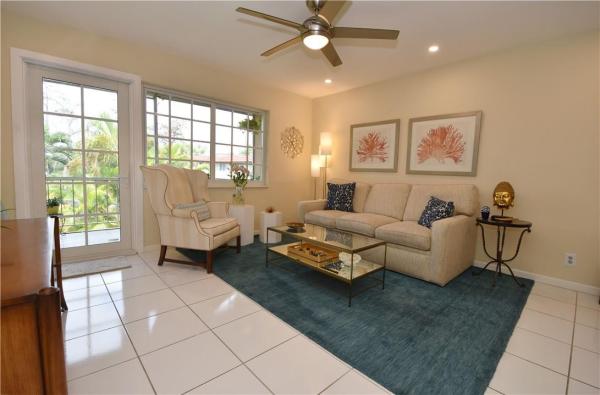Manor Grove Village, 1951 NE 2nd Ave #205-I, Wilton Manors, Florida 33305, image 2