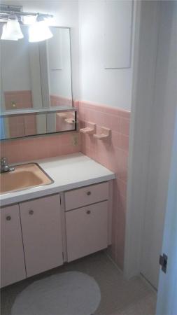 Fairbanks Terrace, 1105 S Riverside Dr #104, Pompano Beach, Florida 33062, image 1