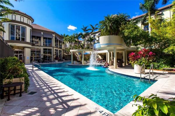 Wilton Station, 2601 NE 14th Ave #100, Wilton Manors, Florida 33334, image 3