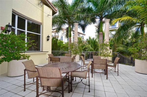 Wilton Station, 2617 NE 14th Ave #306, Wilton Manors, Florida 33334, image 1