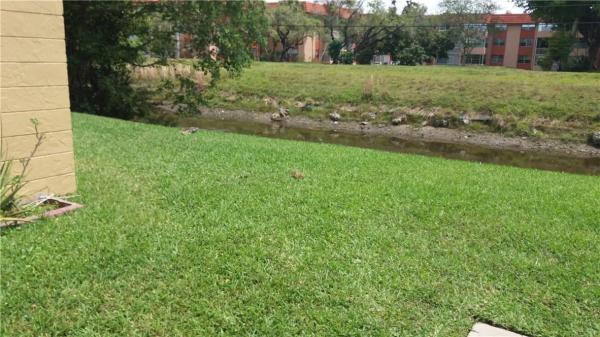 Villas Of Riverside, 2631 Riverside Dr #1, Coral Springs, Florida 33065, image 3