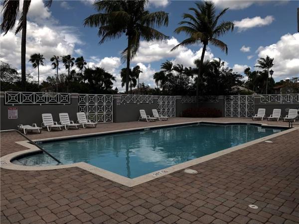 Harbour Lake Townhomes, 12973 SW 28th Ct, Miramar, Florida 33027, image 2