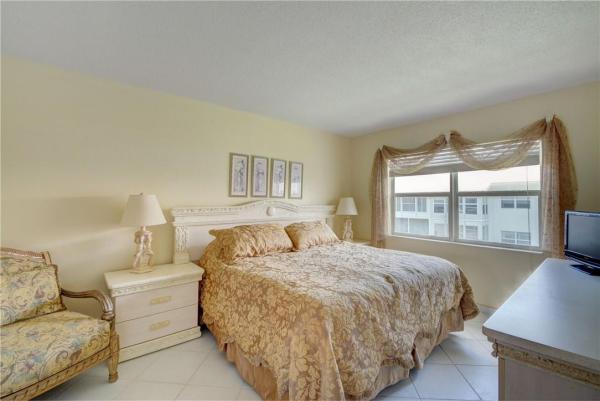 North Leisure Gardens, 1461 S Ocean Blvd #321, Pompano Beach, Florida 33062, image 1