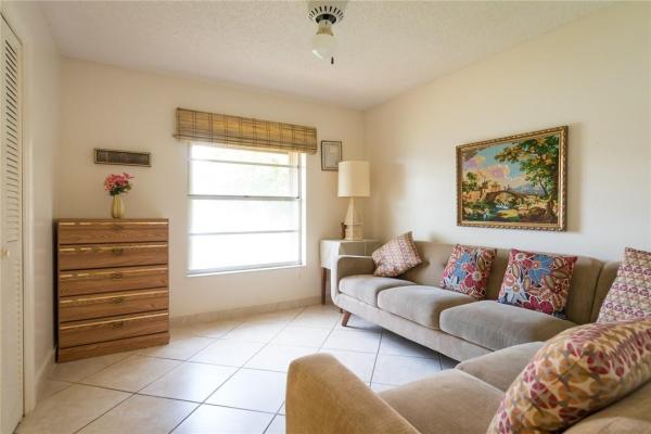 Villas At Carriage Hills, 119 Essex Rd #2-25, Hollywood, Florida 33024, image 3