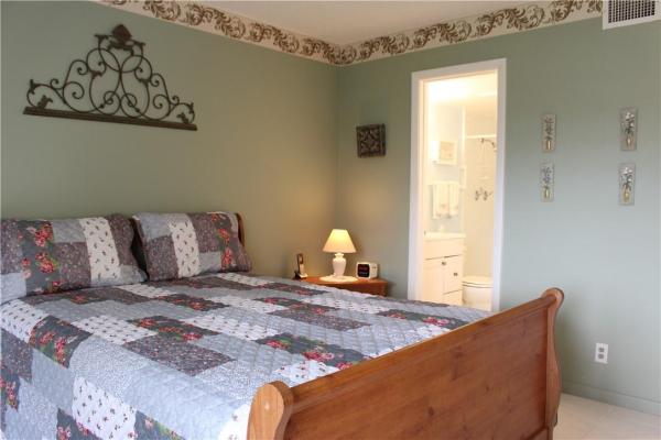 Pine Ridge South 2, 207 Pine Hov Cir #C-1, Greenacres, Florida 33463, image 3