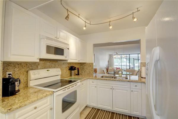 The Glens, 6620 Boca Del Mar Dr #106, Boca Raton, Florida 33433, image 1