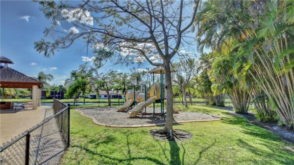 Village At Lake Pine, 833 SW 118th Ter, Davie, Florida 33325, image 1