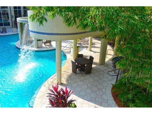Wilton Station, 2617 NE 14th Ave #111, Wilton Manors, Florida 33334, image 2