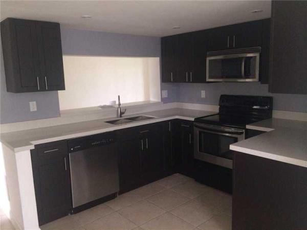 Sabal Palm Of Pine Island Ridge, 1811 Sabal Palm Dr #108, Davie, Florida 33324, image 2