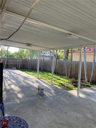 13261 SW 283rd Ter, Unincorporated Dade County, Florida 33033, image 2