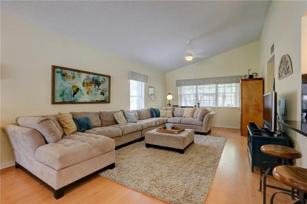 Ridgeview Lake Estates, 10121 SW 18th St, Davie, Florida 33324, image 3