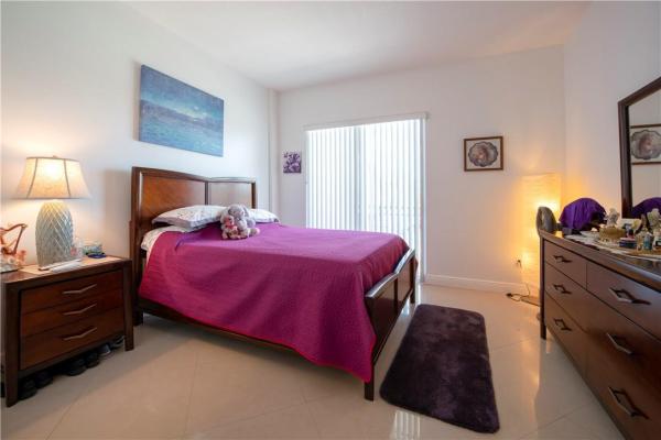 Wilton Station, 2631 NE 14th Ave #209, Wilton Manors, Florida 33334, image 2