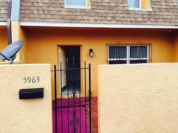 Sunrise Towne, 5963 NW 28th St #136, Sunrise, Florida 33313, image 1