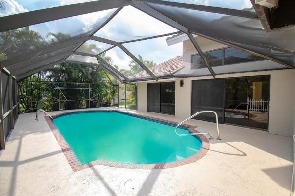 Amesbury Circle Of Greenview Shores 2, 2186 Amesbury Cir, Wellington, Florida 33414, image 1
