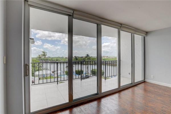 Aberdeen Arms, 4750 S Ocean Blvd #407, Highland Beach, Florida 33487, image 3
