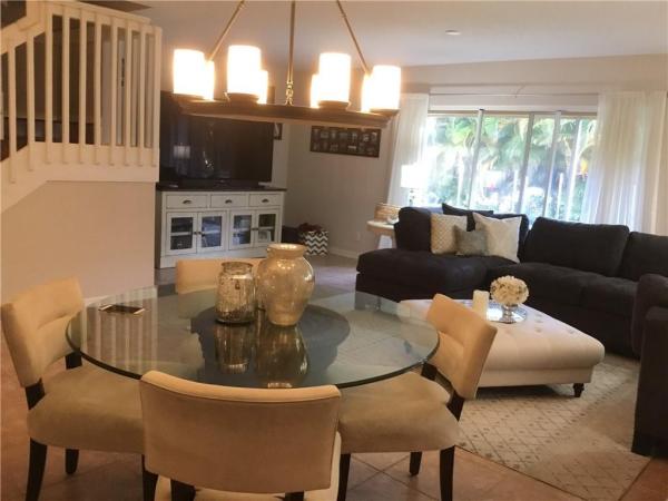 Sail Harbour At Briar Bay, 6091 NE United St #1, West Palm Beach, Florida 33411, image 2