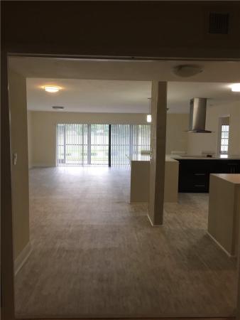 Lago Mar West Lodge, 401 NW 127th Ave #2, Plantation, Florida 33325, image 1