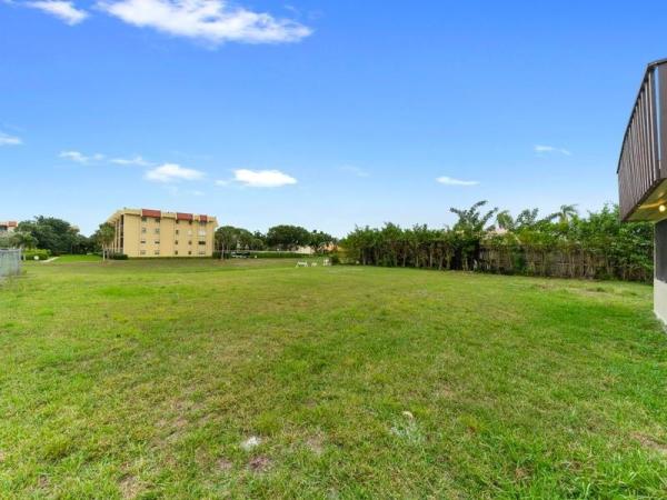 Hillsboro Pines, 5251 NW 77th Ct, Coconut Creek, Florida 33073, image 2