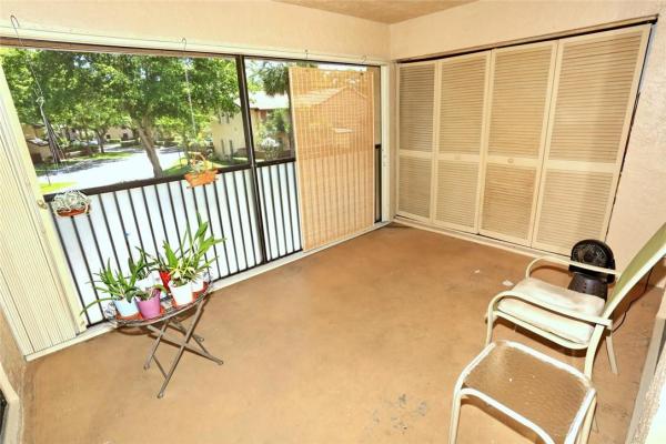 Karanda Village 3, 3871 Cocoplum Cir #35112, Coconut Creek, Florida 33063, image 1