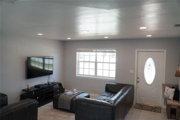 Boulevard Heights, 640 N 71st Ave, Hollywood, Florida 33024, image 1