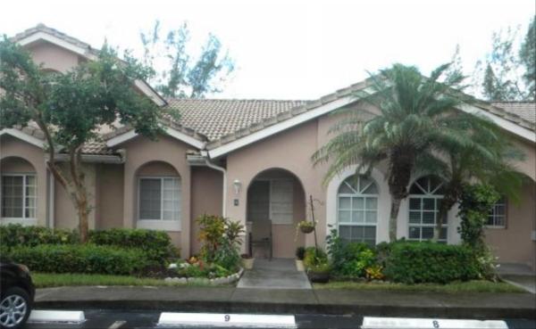Villas On The Green, 3155 Holiday Springs Blvd #8-2, Margate, Florida 33063, image 1