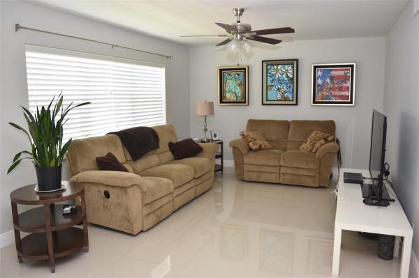 Arrowhead Golf & Tennis Club, 8059 SW 17th Pl #5-4, Davie, Florida 33324, image 1