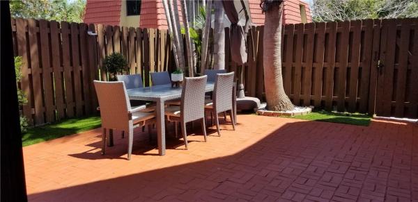 Banyan Lake, 8194 Thames Blvd #B, Boca Raton, Florida 33433, image 2