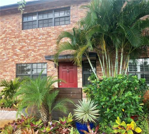 Wilton Pines Townhomes, 2127 NE 11th Ave, Wilton Manors, Florida 33305, image 1